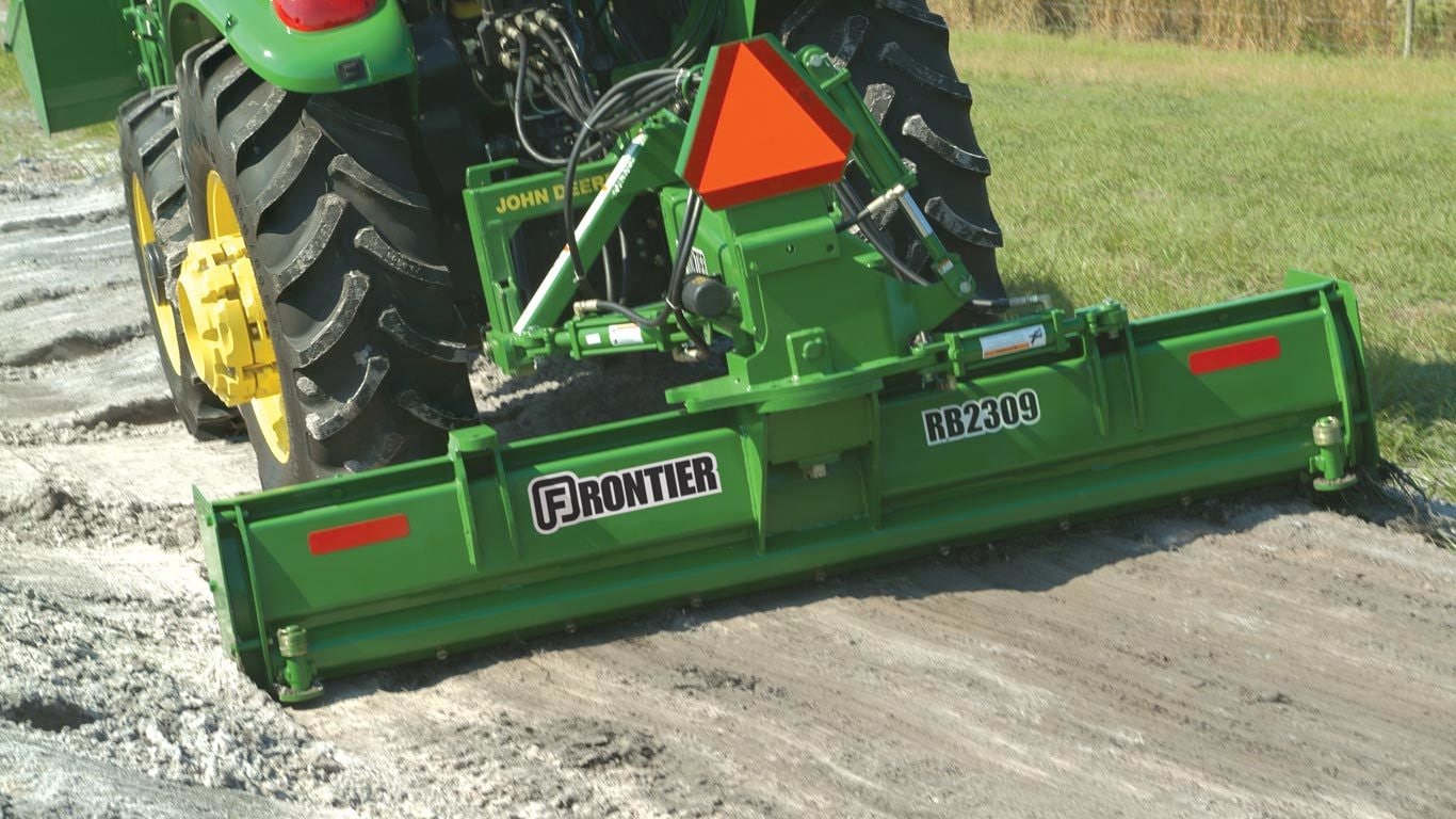 field image of Frontier RB23 series rear blade on a tractor