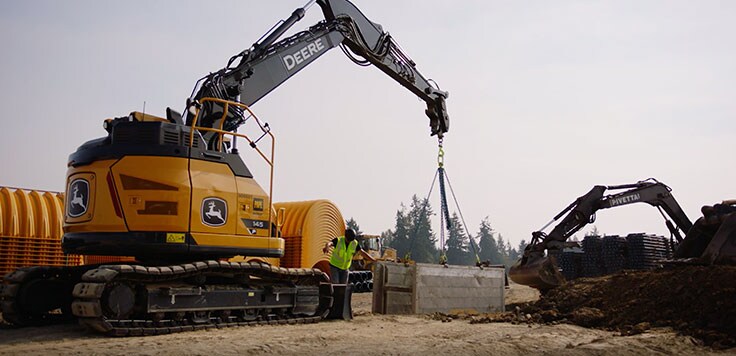 145 P-Tier Excavator lifts a set of trench walls