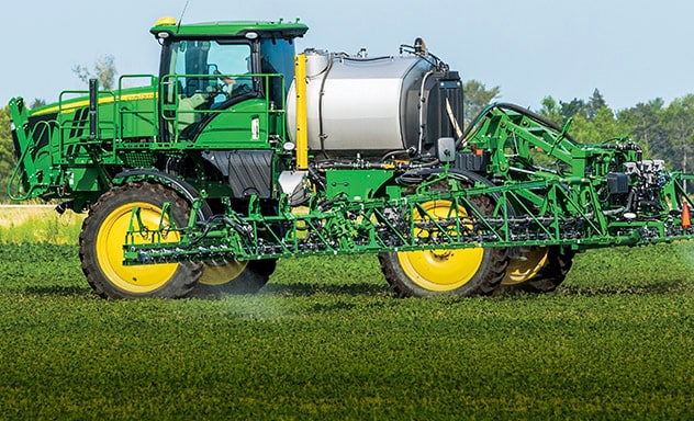 See & Spray Premium target spraying in a field