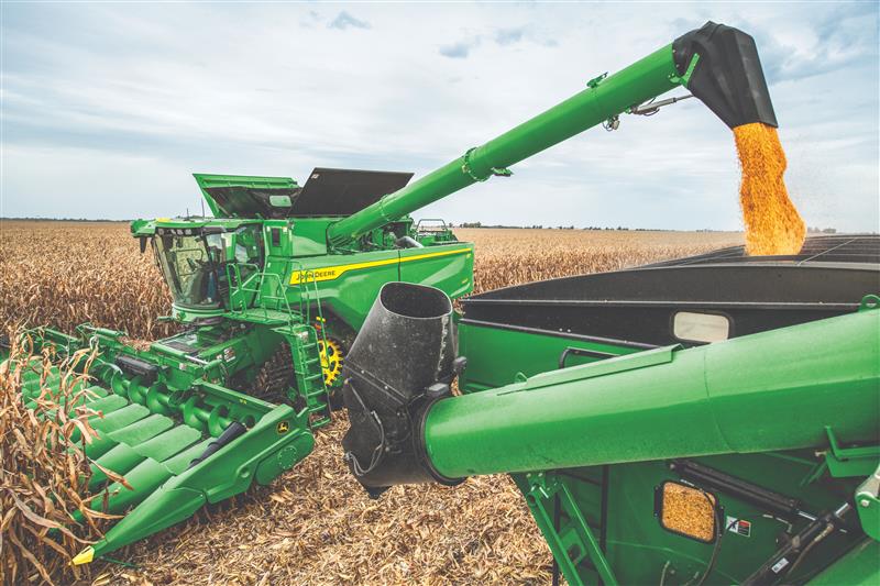 John Deere X9 auger