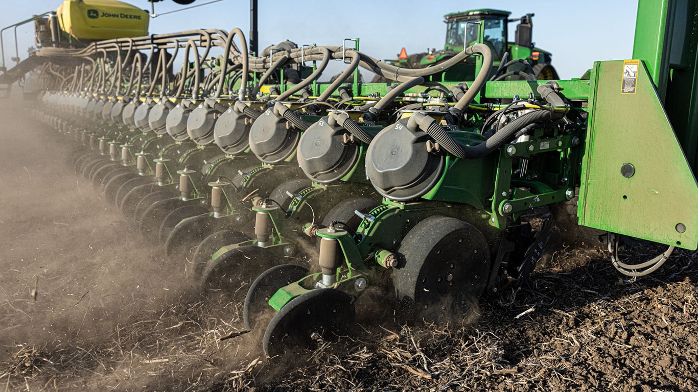ExactEmerge row unit in a field