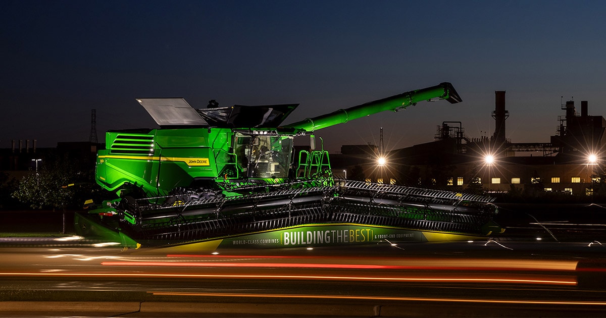 www.deere.com