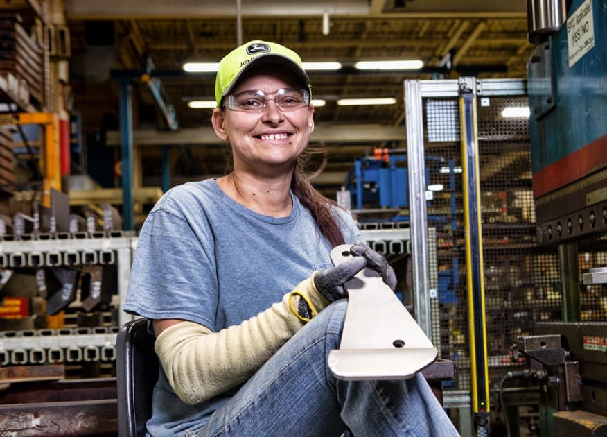 John Deere Horicon female employee