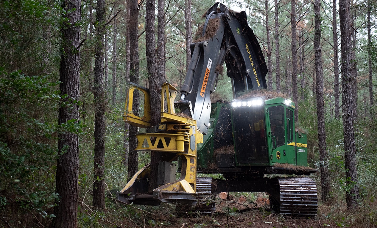 Image of FS50/FR50 Felling Head with 853M Tracked Feller Buncher