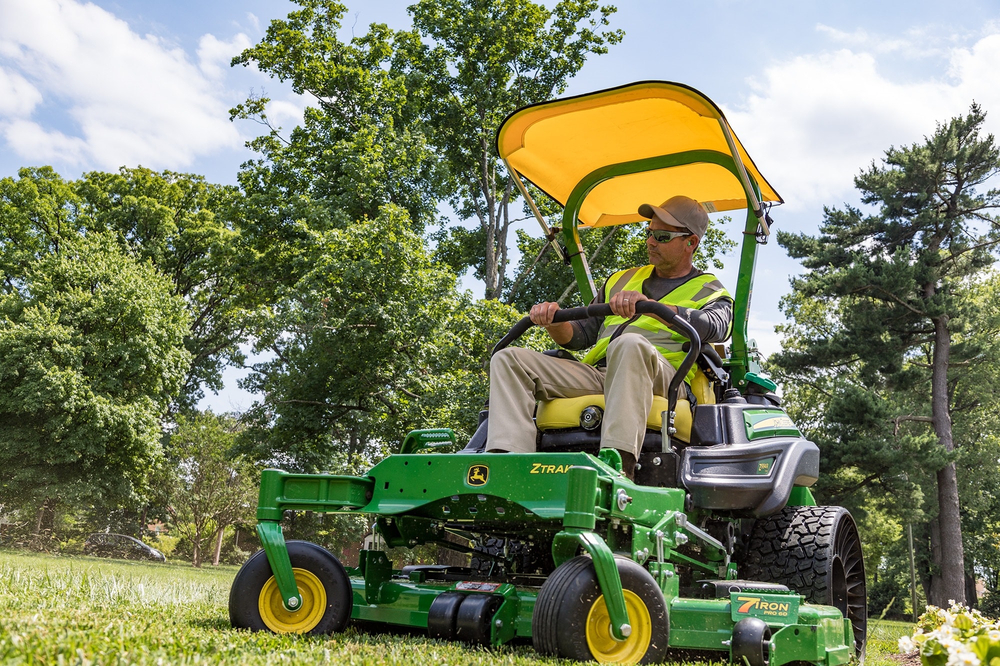 Z994R Diesel ZTrak(TM) Zero-Turn Mower