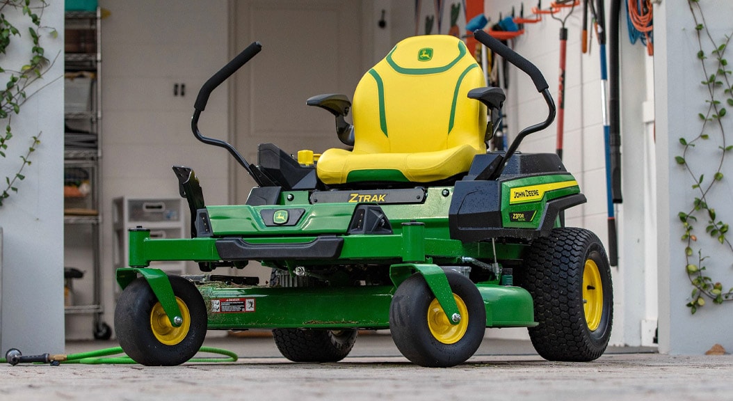 Z370R Zero-Turn mower