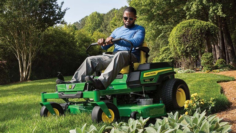 Z370R Electric ZTrak Mower Z300 Series ZTrak Mowers John Deere US
