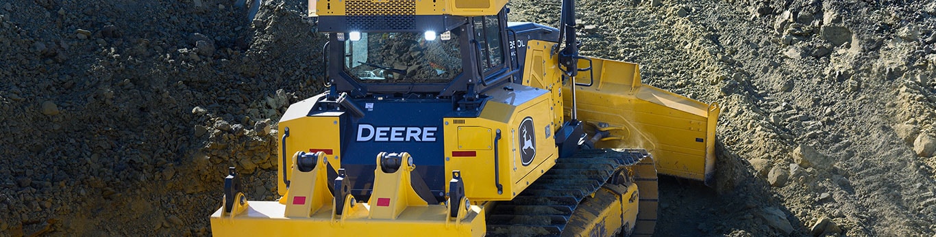 John Deere 750L with SmartGrade on dirt mound