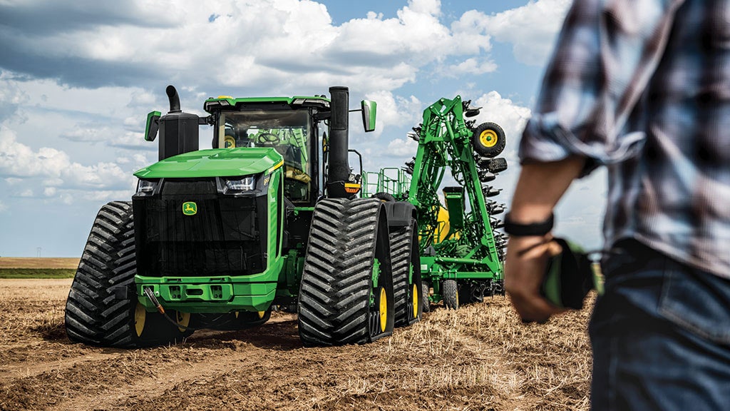 Redesigned John Deere 9RX 