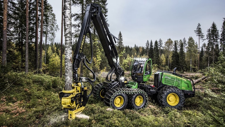 1470G Wheeled Harvester