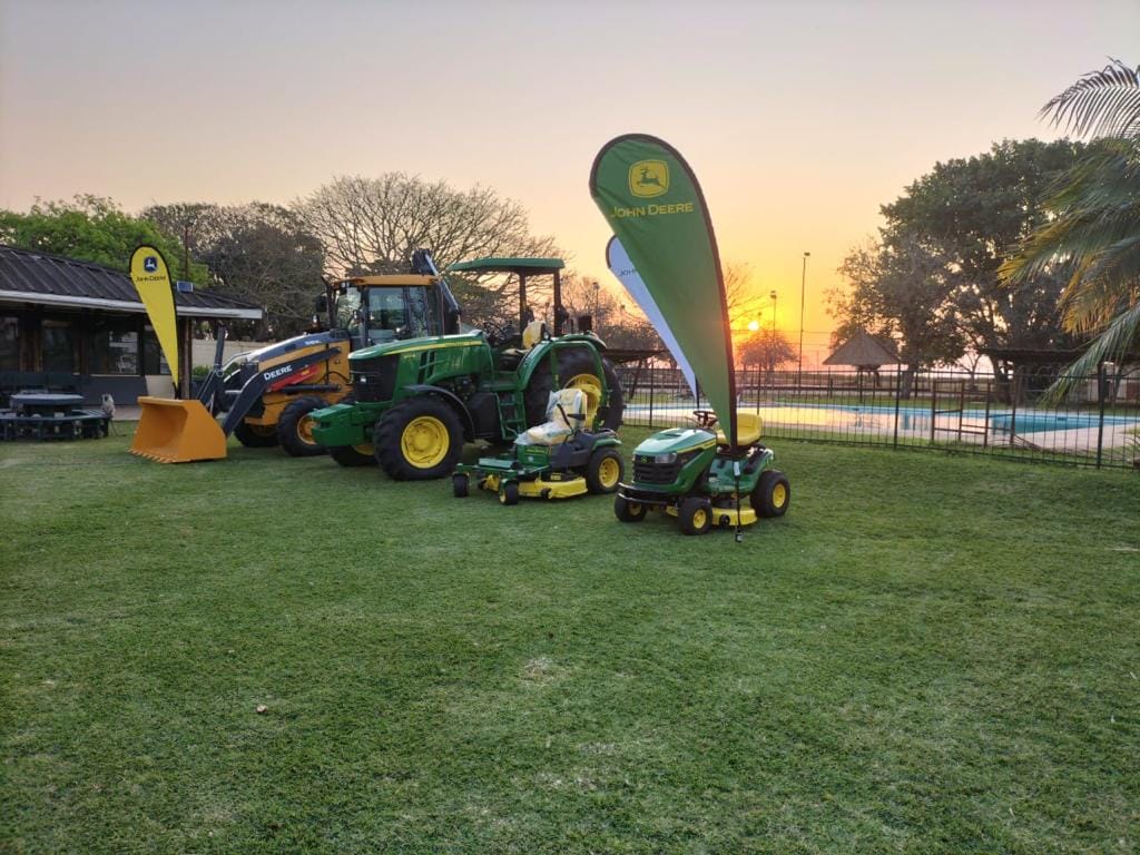 John Deere Golf and Turf Equipment