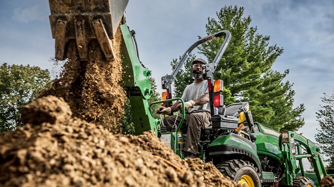 John Deere 1025R Compact Utility Tractor