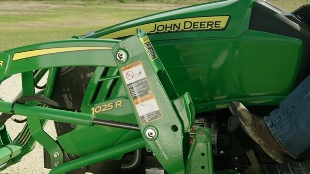 1025R AutoConnect™ Drive Over