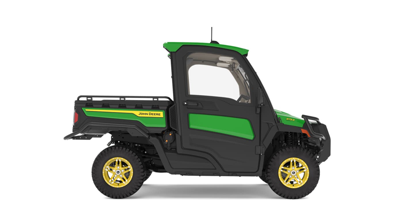 XUV 875R Signature Edition facing right studio image