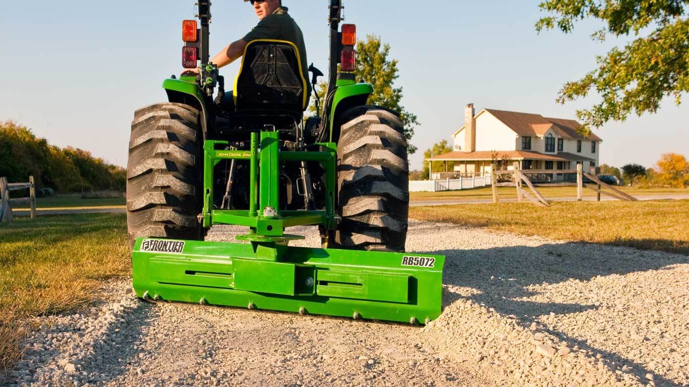 Field image of Frontier RB50 Series Rear Blades