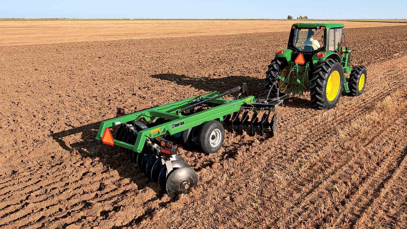 field image of Frontier DH51 Series offset disk on a tractor