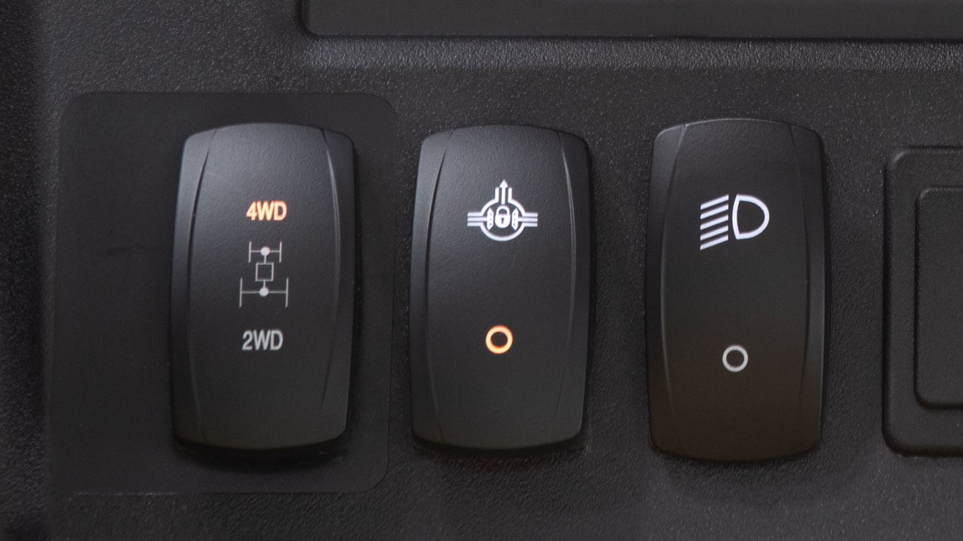 4wd buttons with some indicator lights on