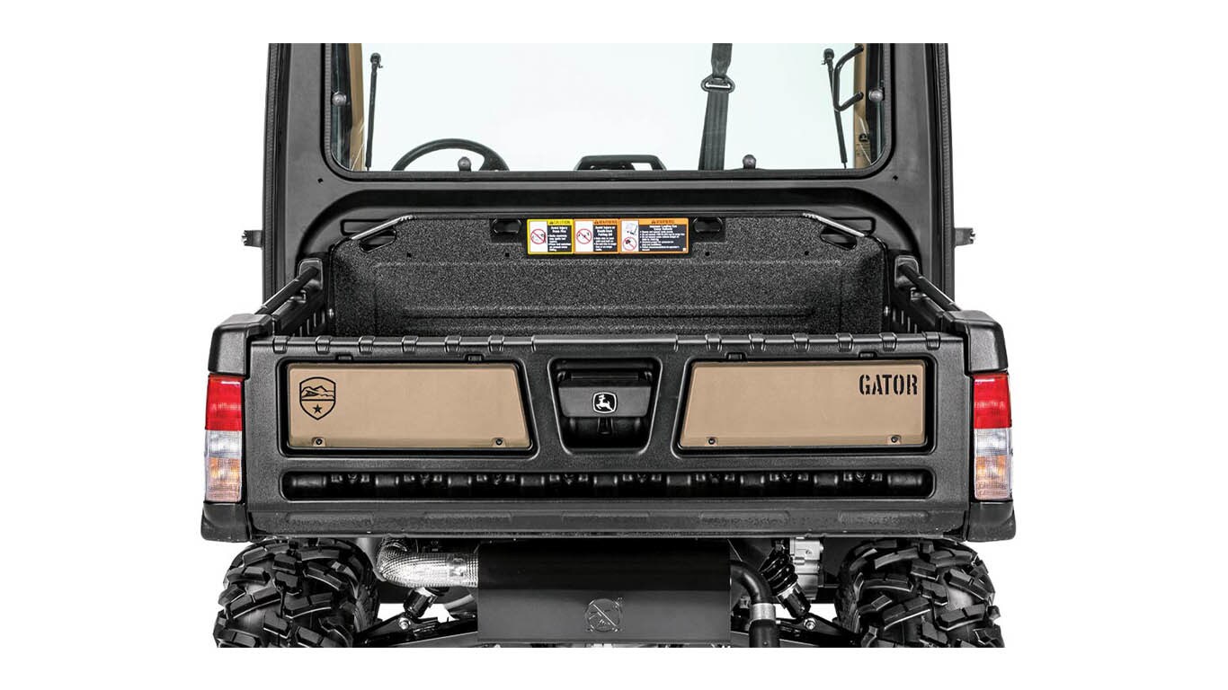 Rear view of XUV835M Honor Edition HVAC