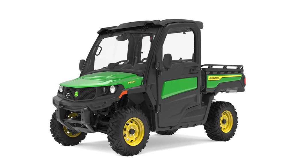 Studio image of a XUV 845M with HVAC Cab
