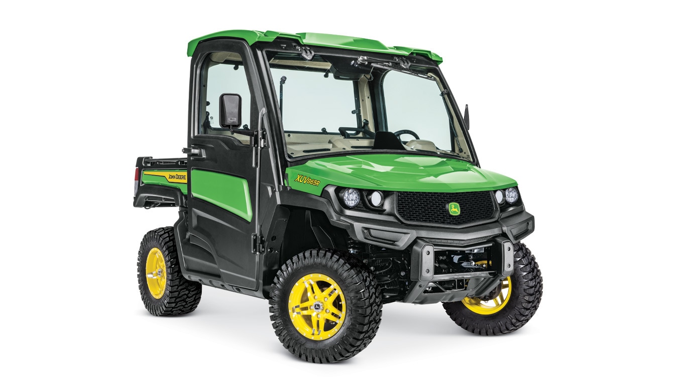 Studio image of a XUV865R Gator Utility Vehicle