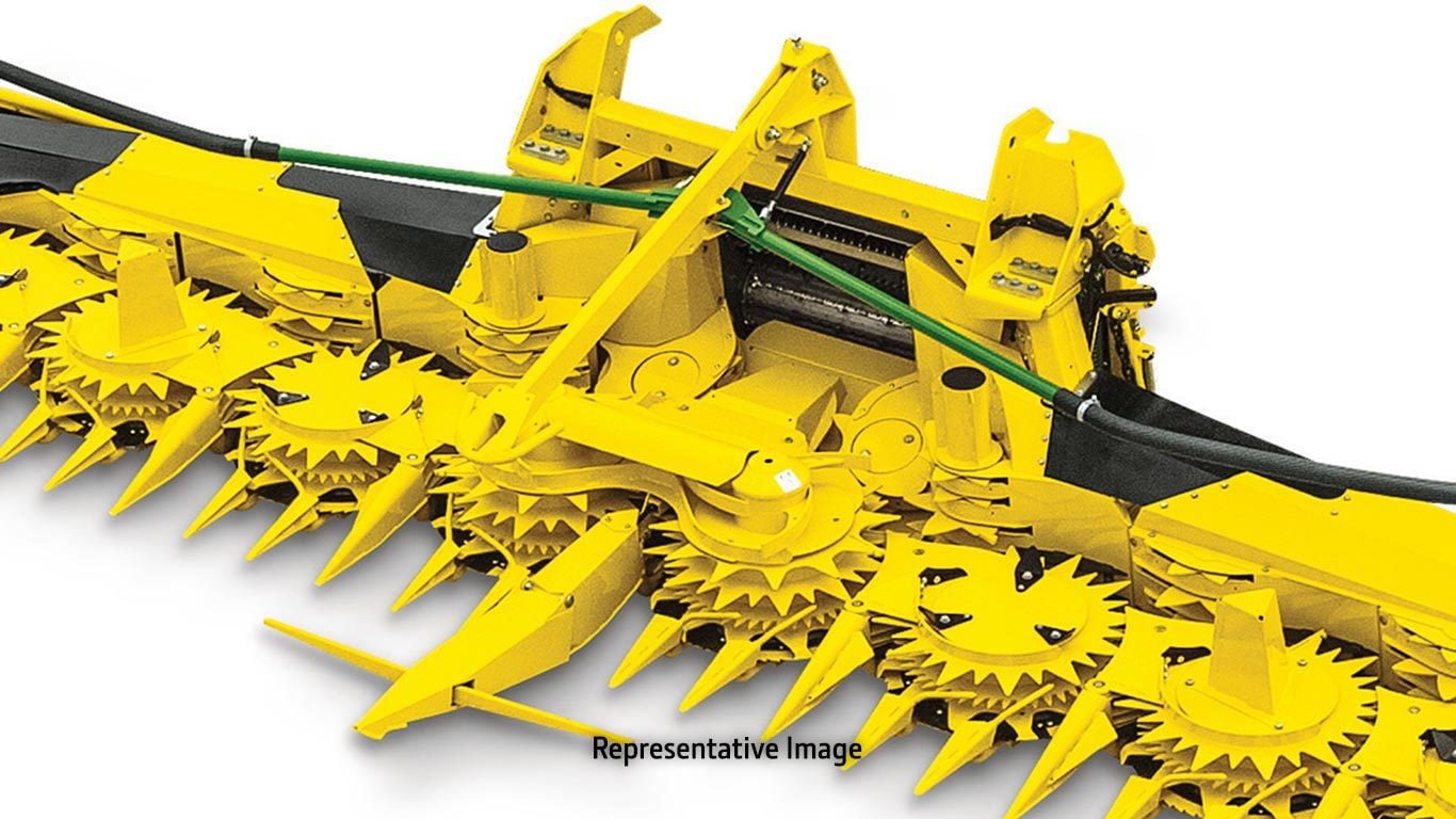 Studio image representing 696 rotary harvesting unit with 3 drums.