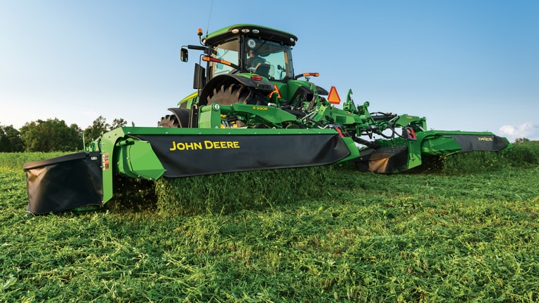 Field image of R995R Rear Mount Mower Conditioners