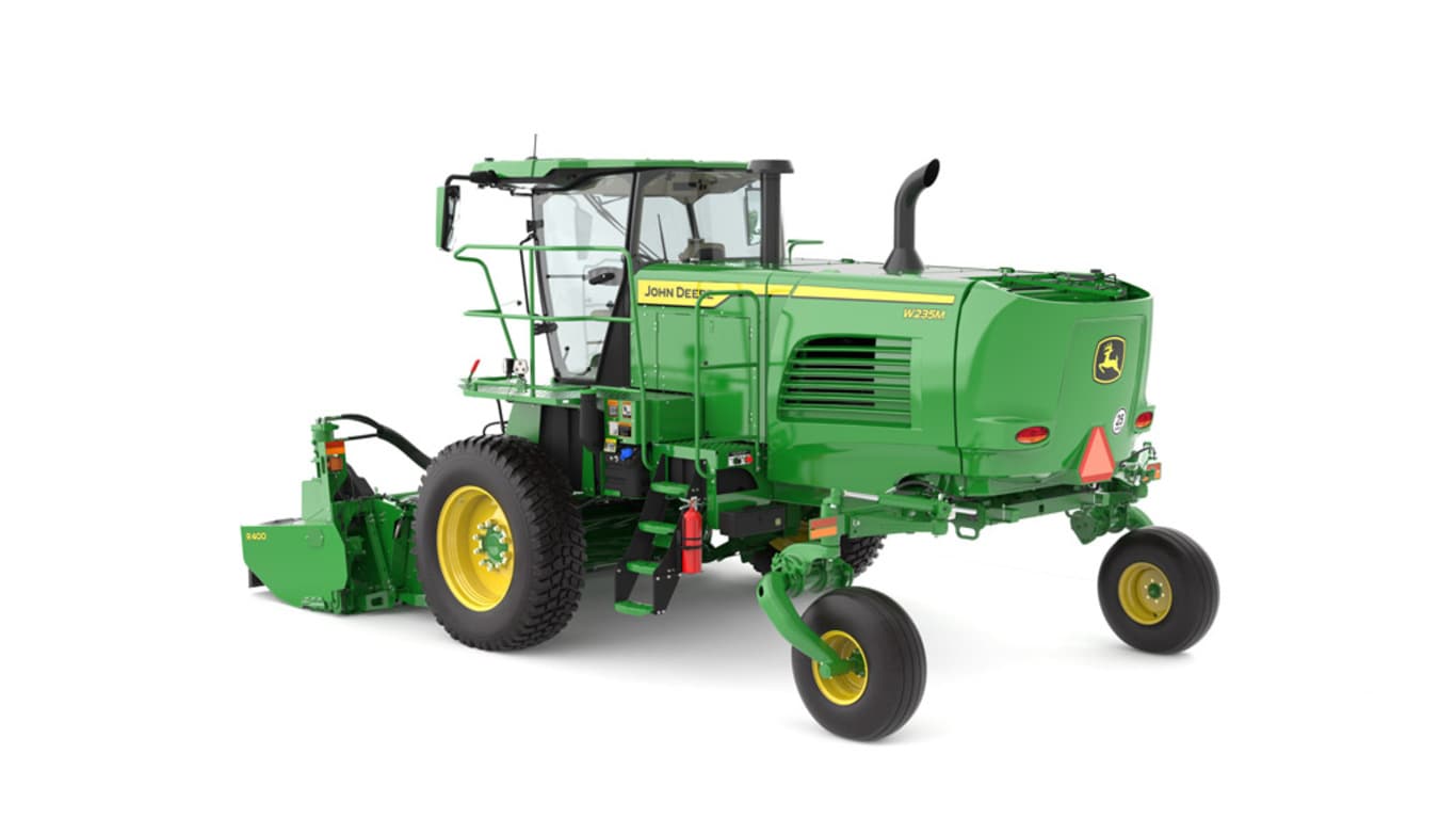 W235M Rear Left Studio Graphic