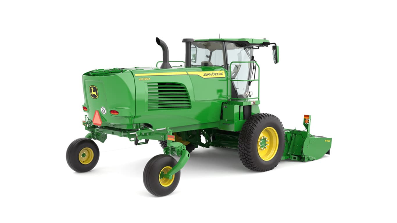 W235M Rear Right Studio Graphic
