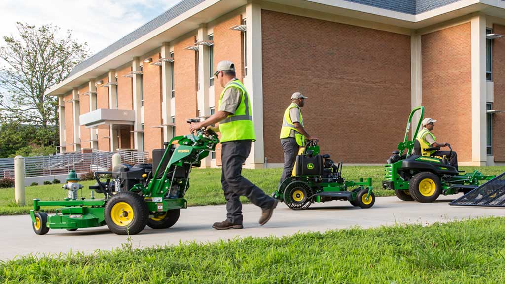 Front Mowers & Wide-Area Mowers