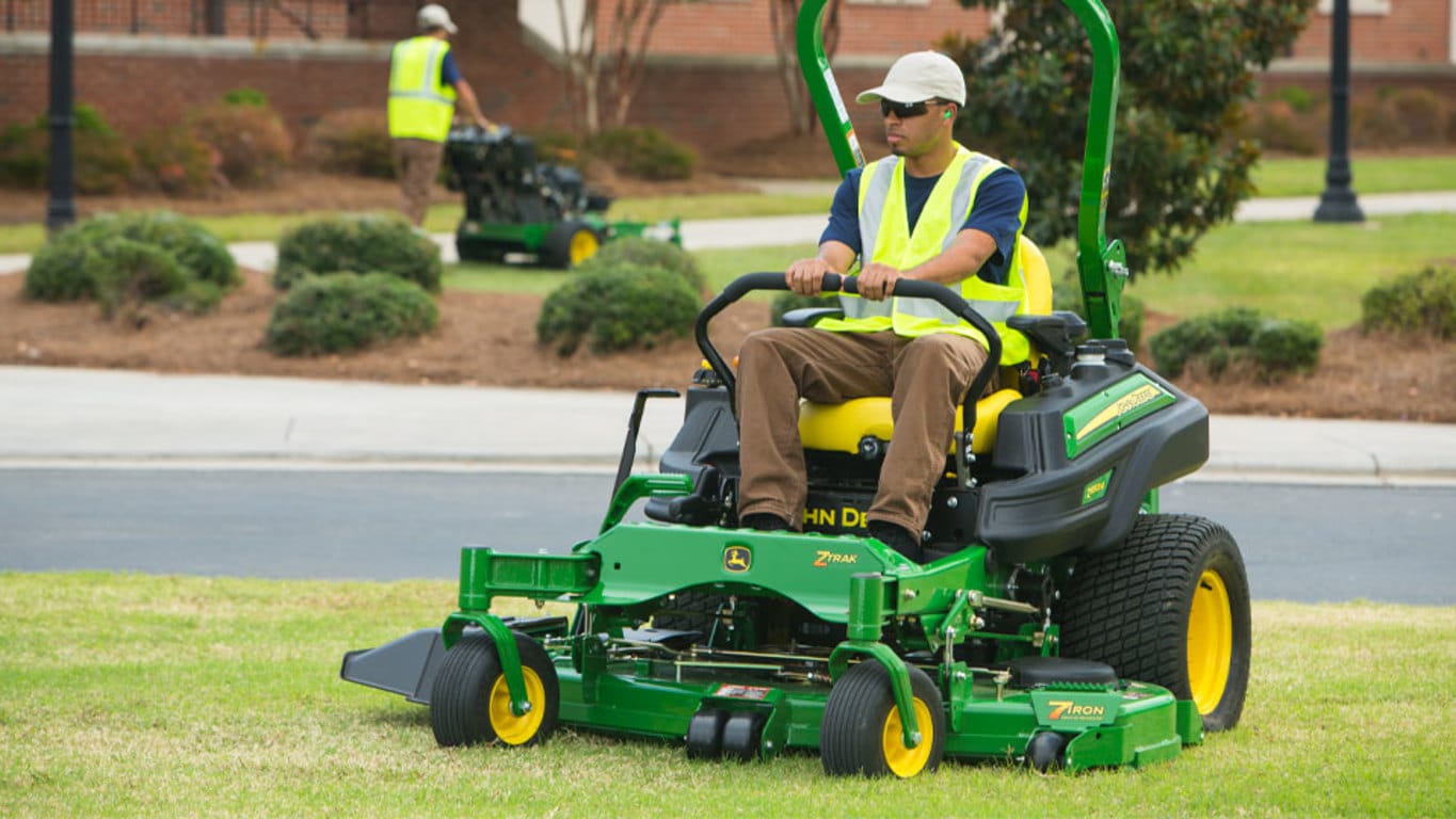 Commercial Mowers Ztrak Z950m Zero Turn Mowers John Deere Us