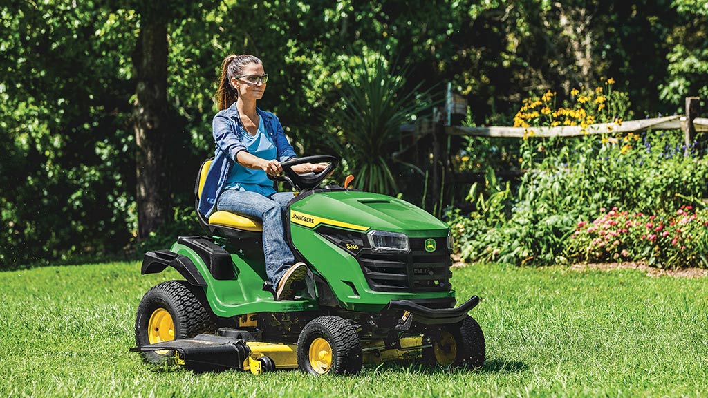 Best riding lawn mower on amazon 2