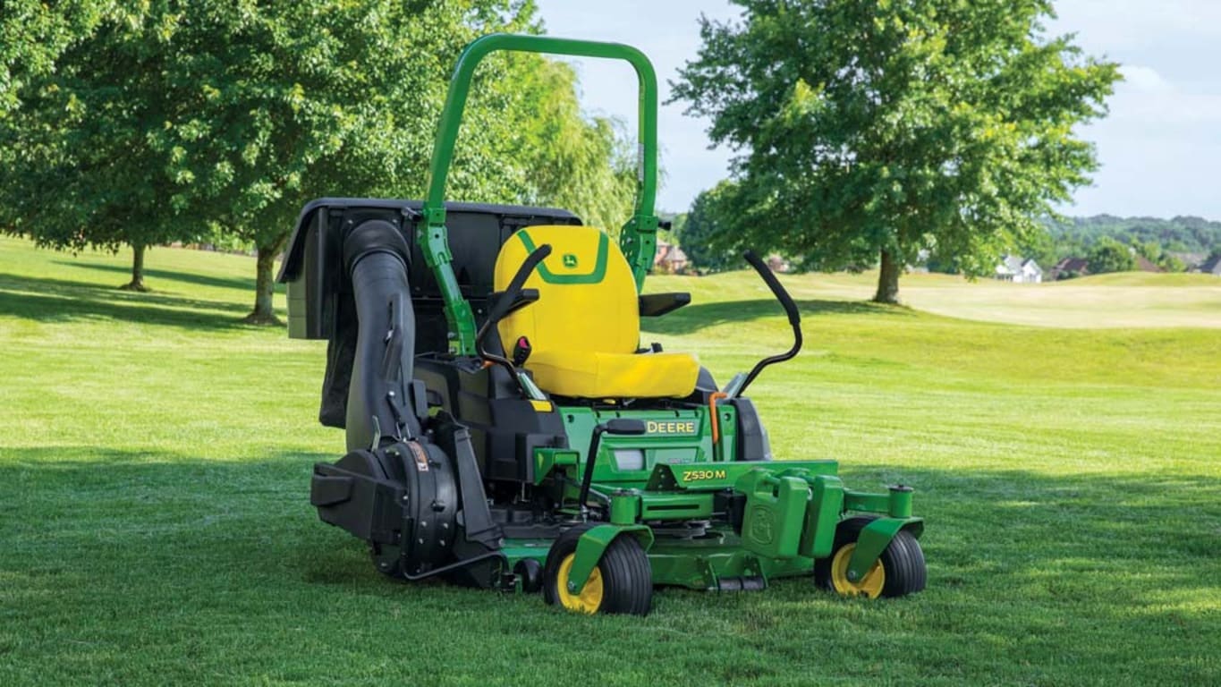 Field image of a Z530M mower in grass