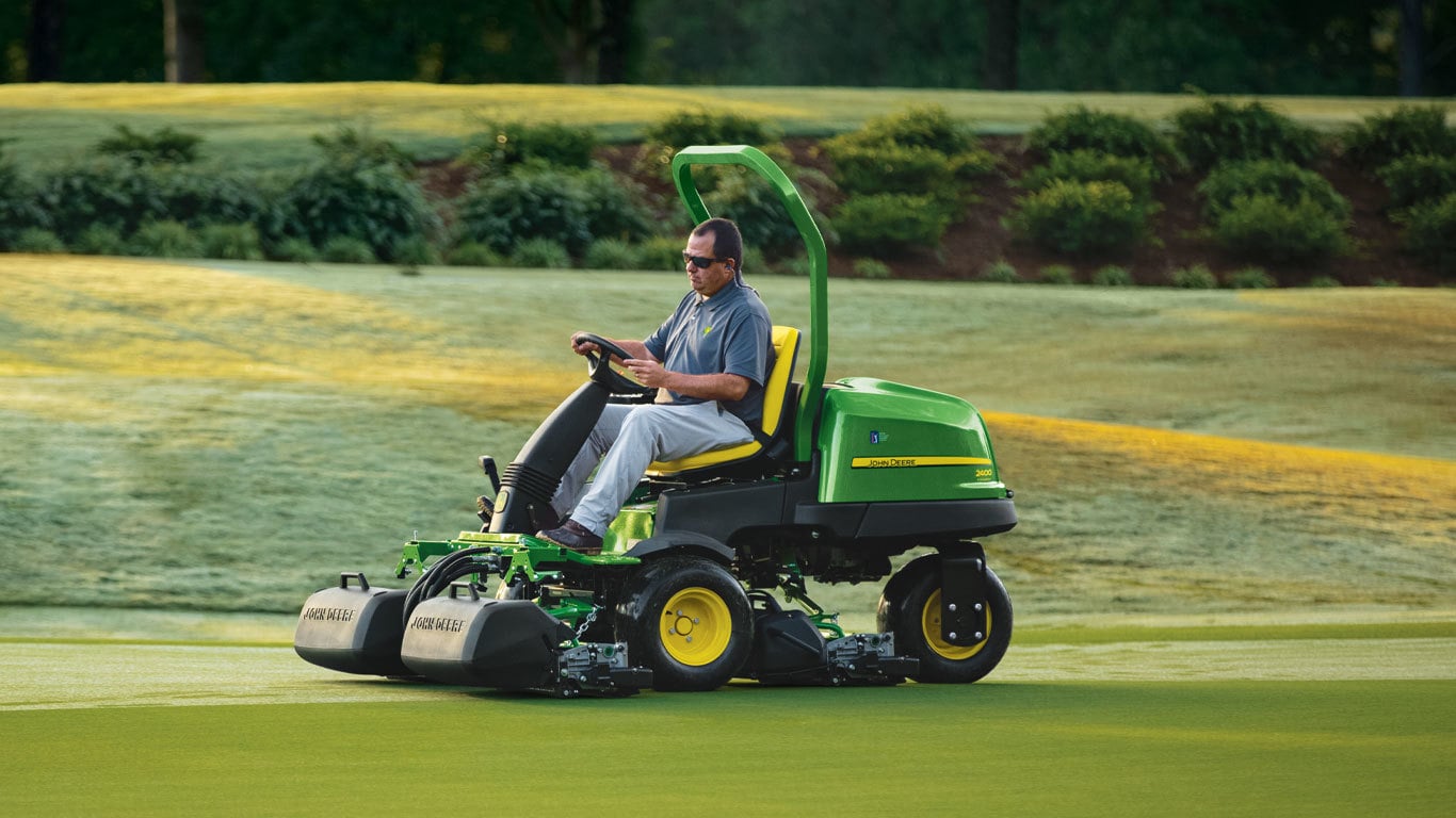 2400 PrecisionCut Gas Triplex Mower Riding Greens Mowers John