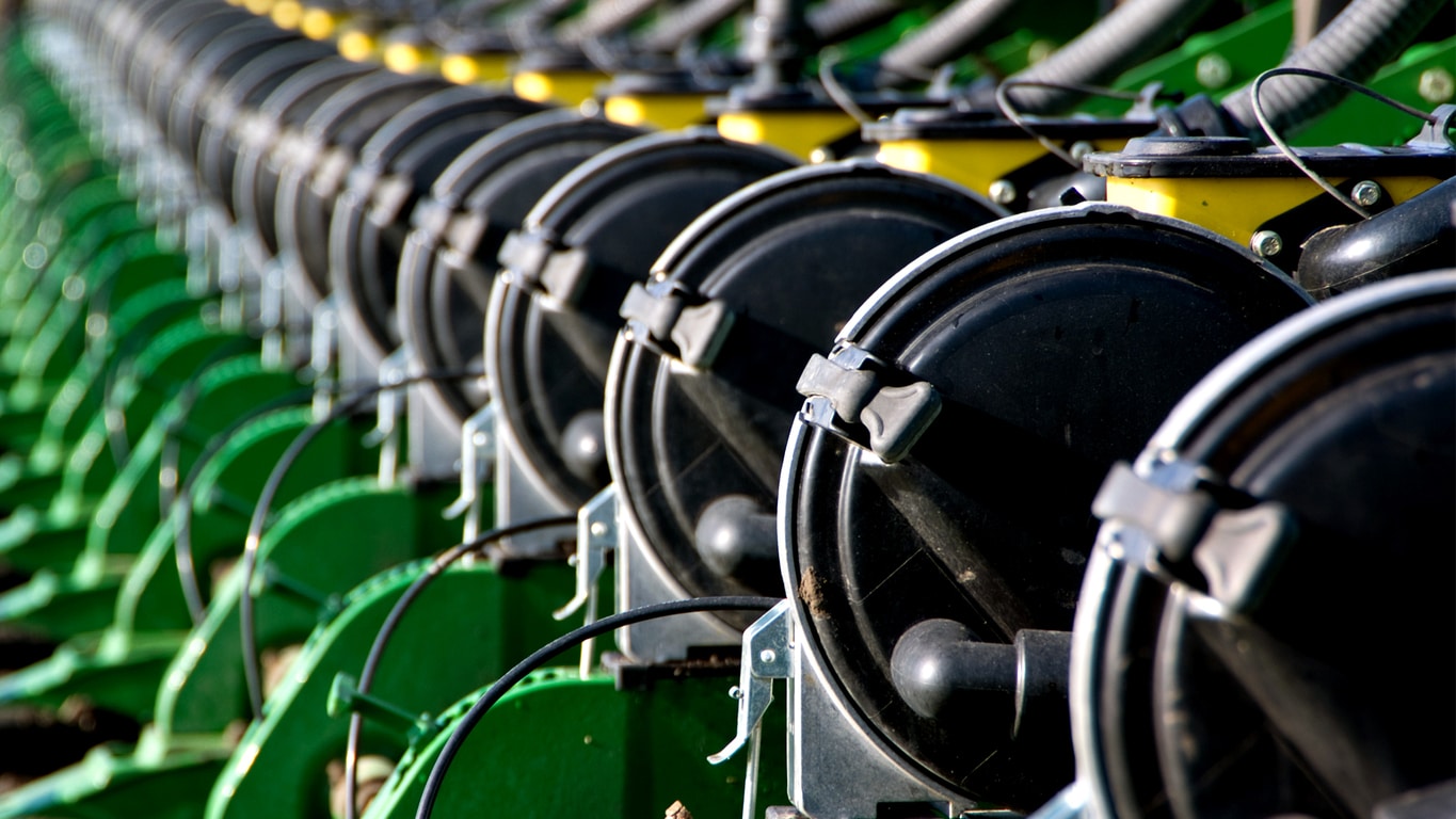 Field image of DB66 36Row22 Planter