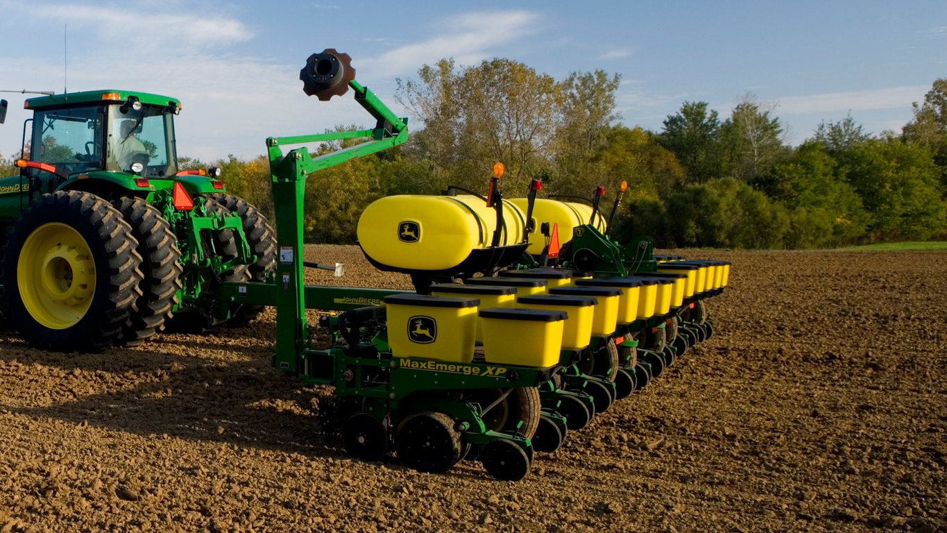 Field image of 1765 Flex Drawn Planter