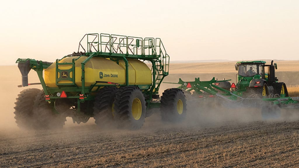 9RX 850 Tractor and C-Series Air Cart seeding