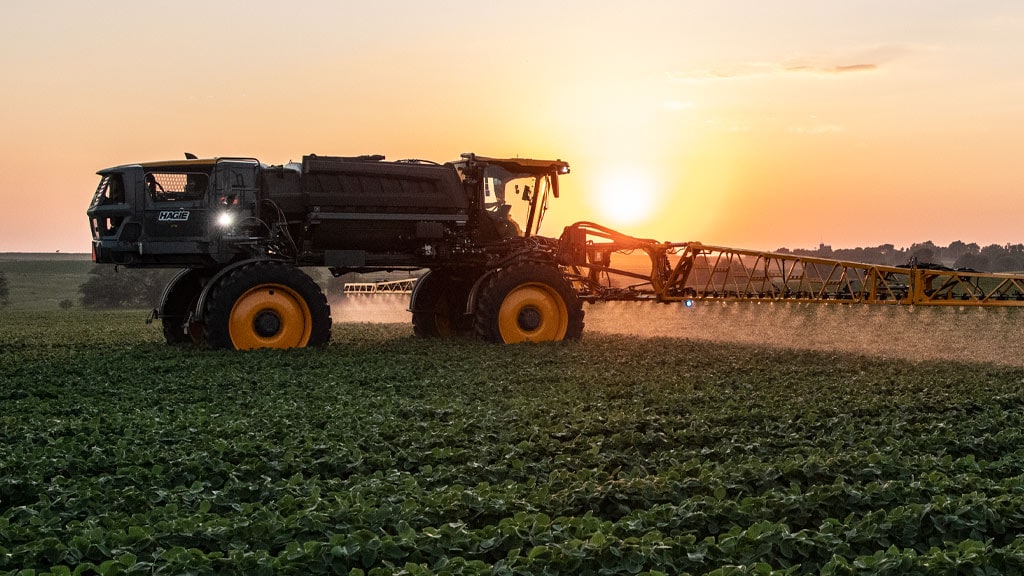 hagie sprayer in the field hagie sprayer in the field