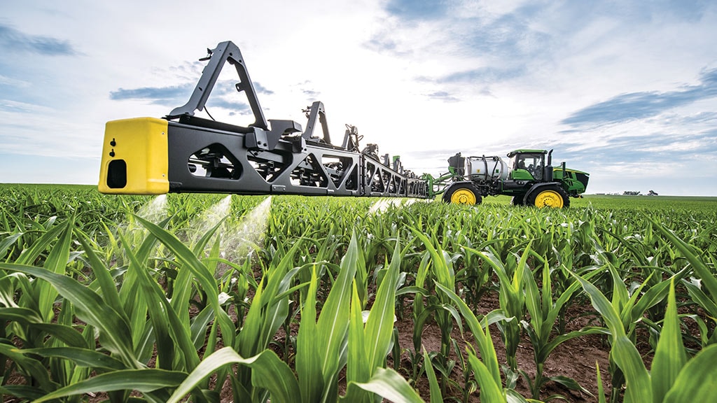 John Deere introduces 1,600-gallon sprayer