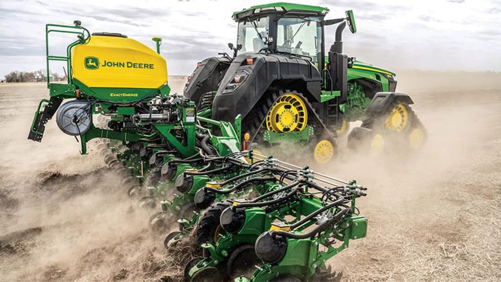 Planter with ExactEmerge in a dusty field