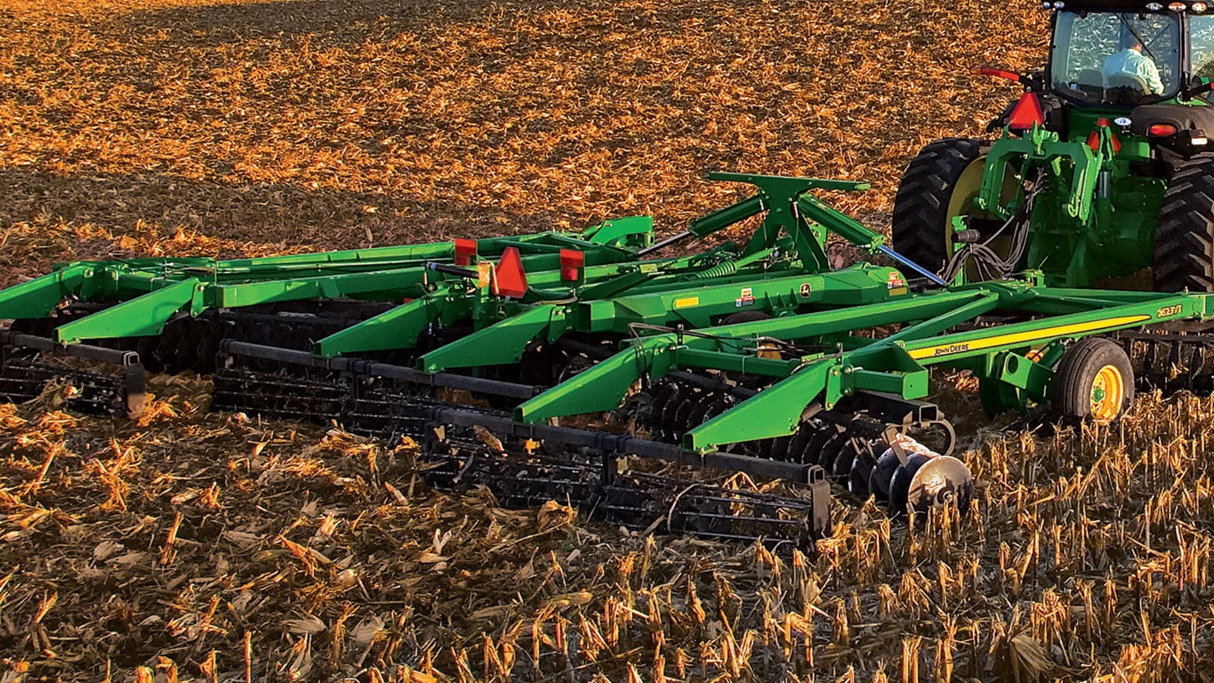 Field image of 2623 VT Vertical Tillage