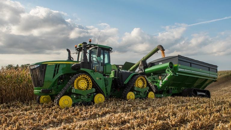Field image of 9520rx Track Tractor