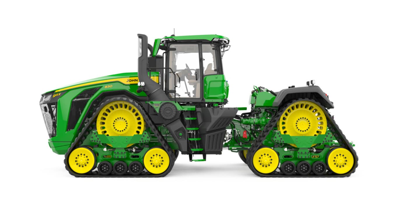 9RX 830 Static image displaying tractor's left side