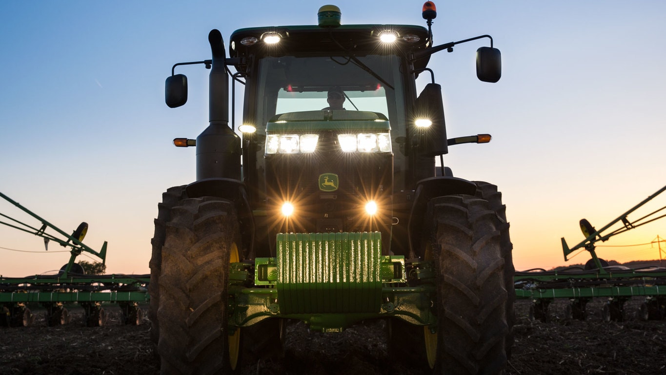 7310R Tractor