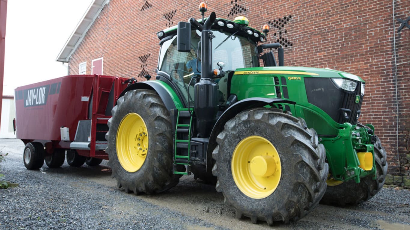 5130M, 5M Series Utility Tractor