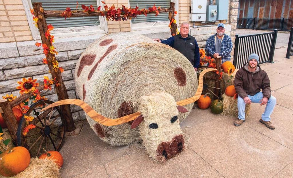 Hay bales decorated as longhorn
