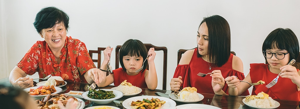 family sharing dinner