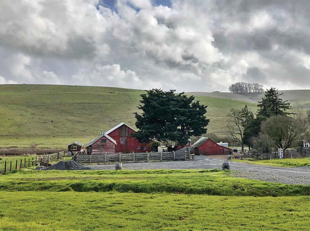 photo of farm and countryside