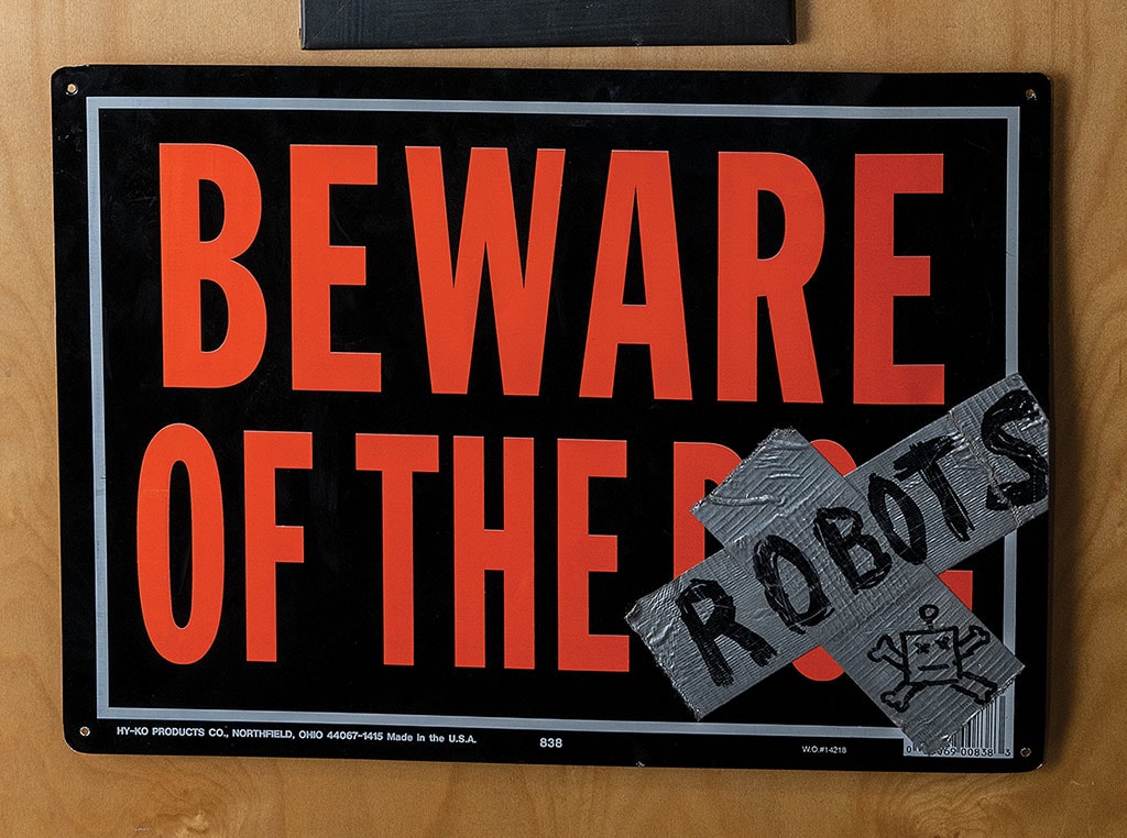 beware sign