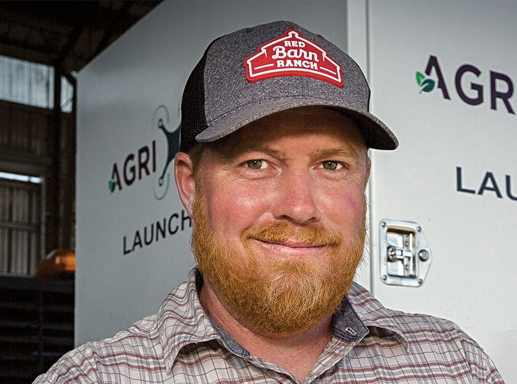 Man smiling with hat