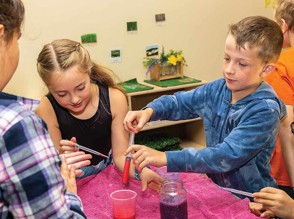 kids doing crafts